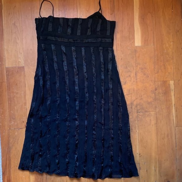 Wendy Hil Black Spaghetti Strap Midi Dress - Picture 3 of 8